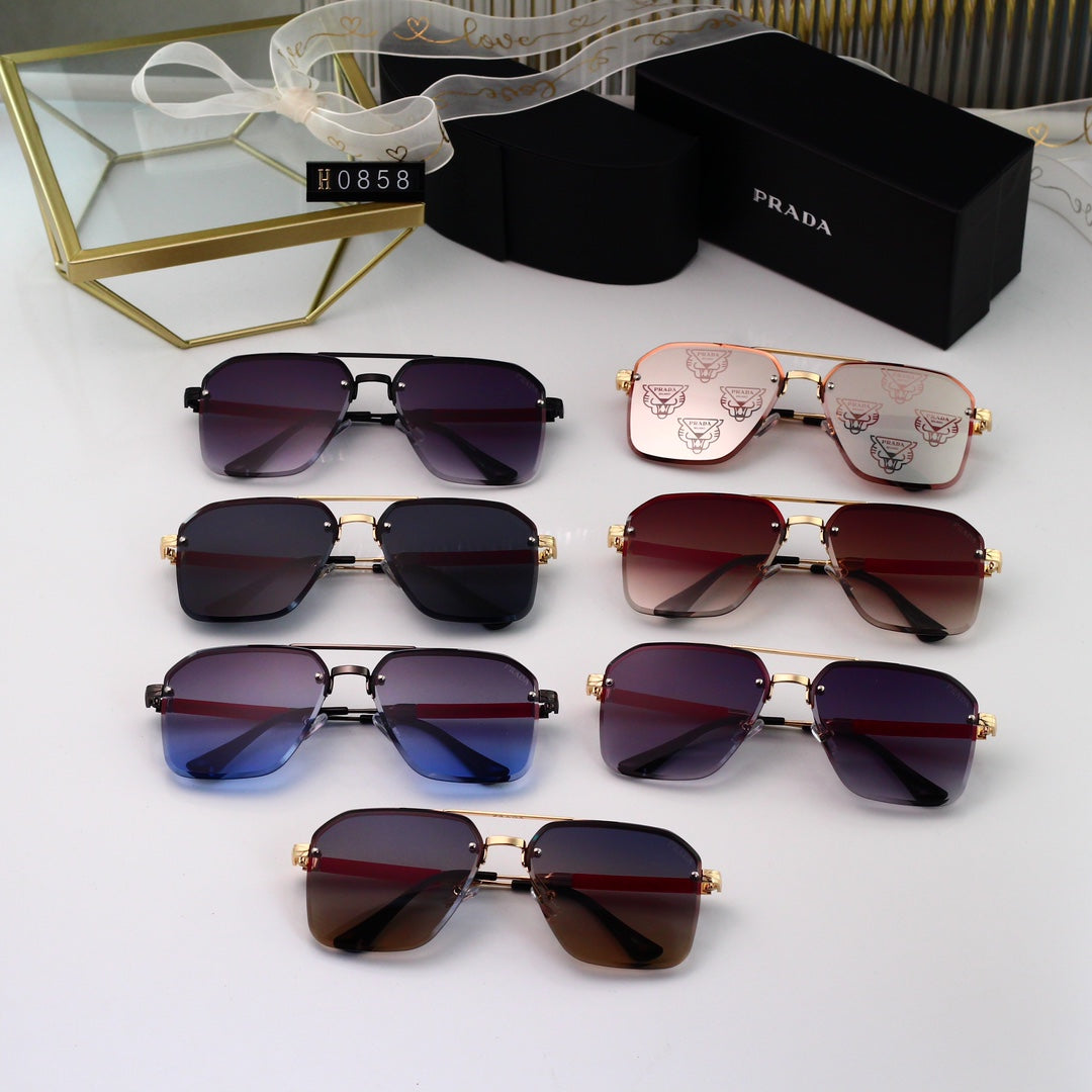 Gafas de sol con montura fina dorada