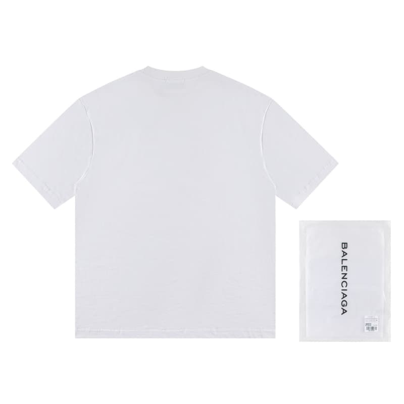 2025 Pearl Detail T-Shirt