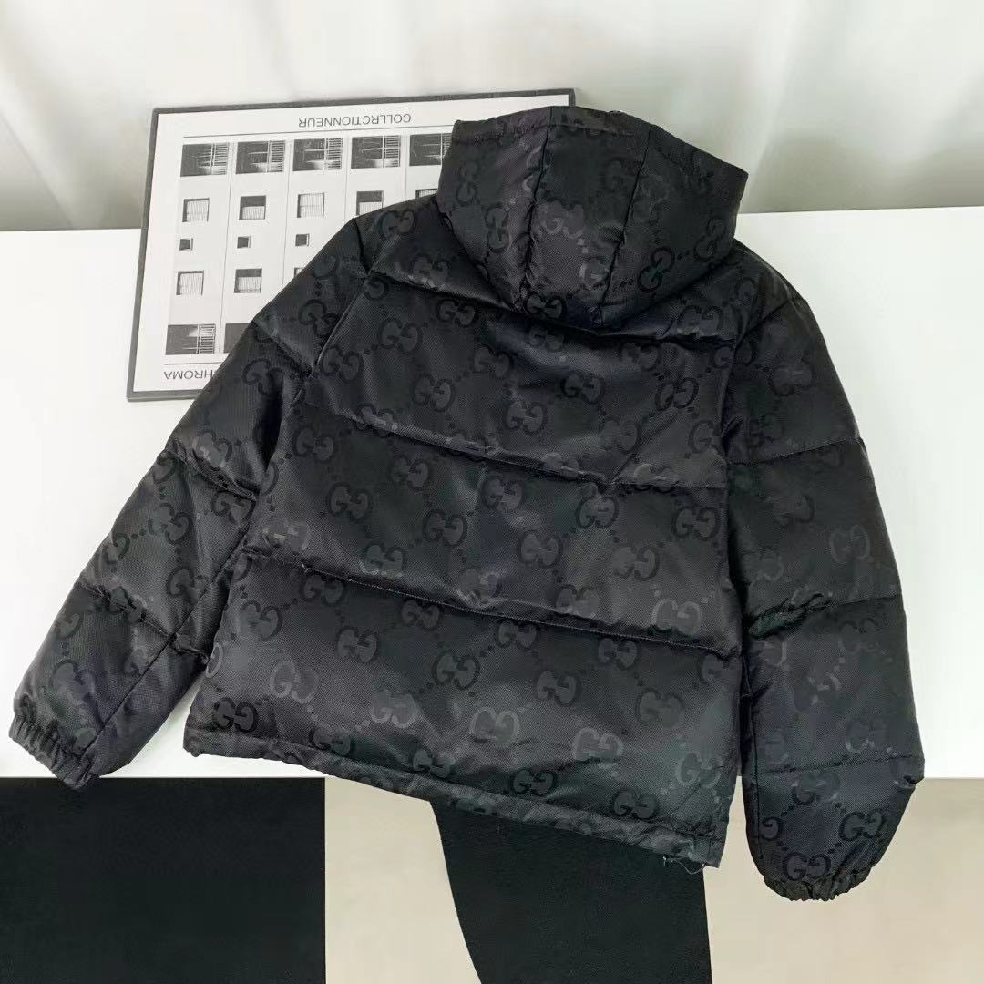 Chaqueta de plumas clásica con estampado integral