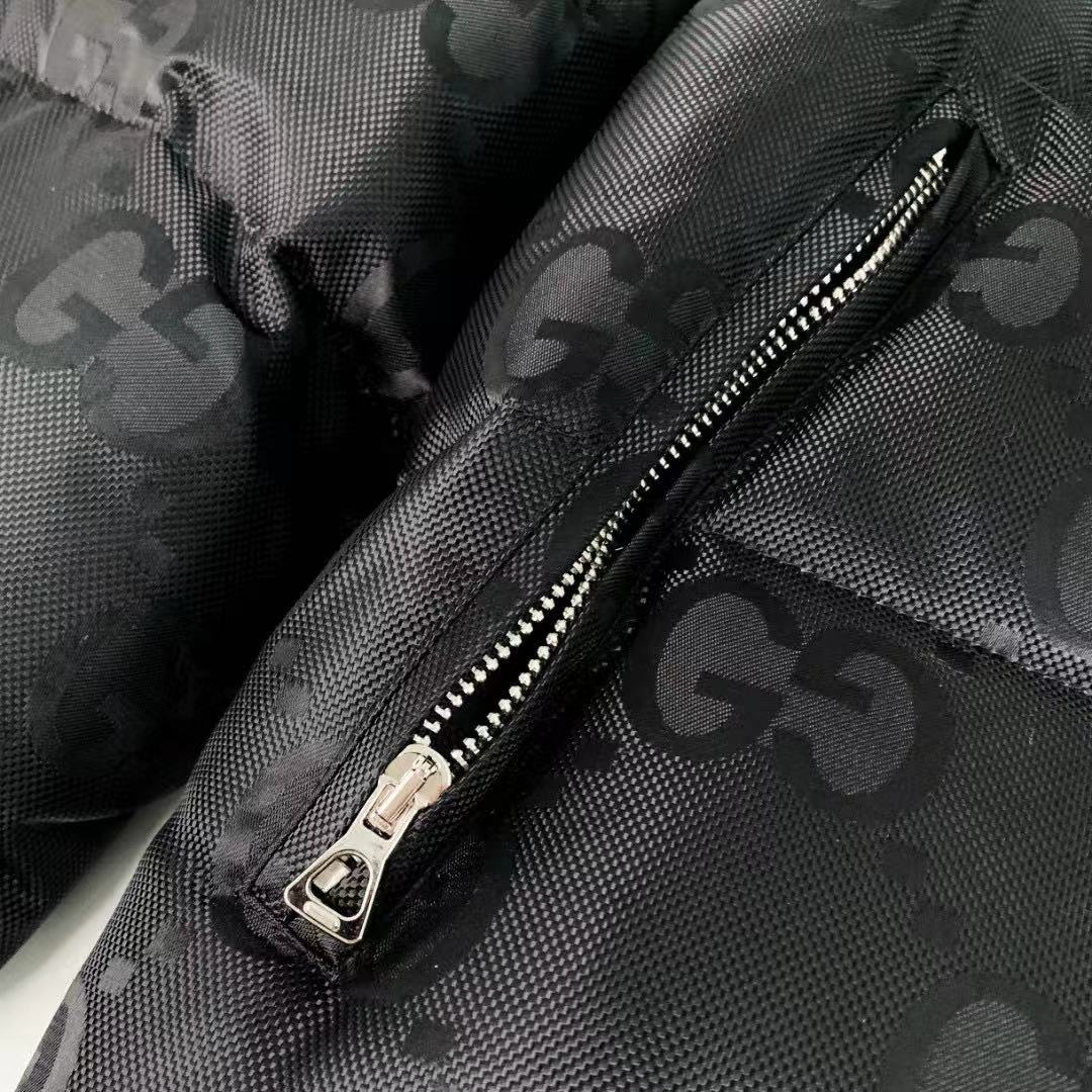Chaqueta de plumas clásica con estampado integral