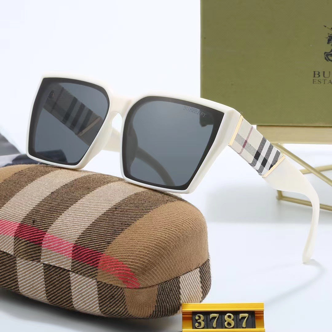 Gafas de sol clásicas cuadradas a cuadros