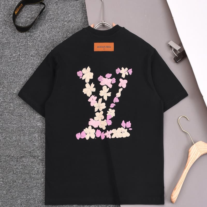 Camiseta con estampado floral abullonado