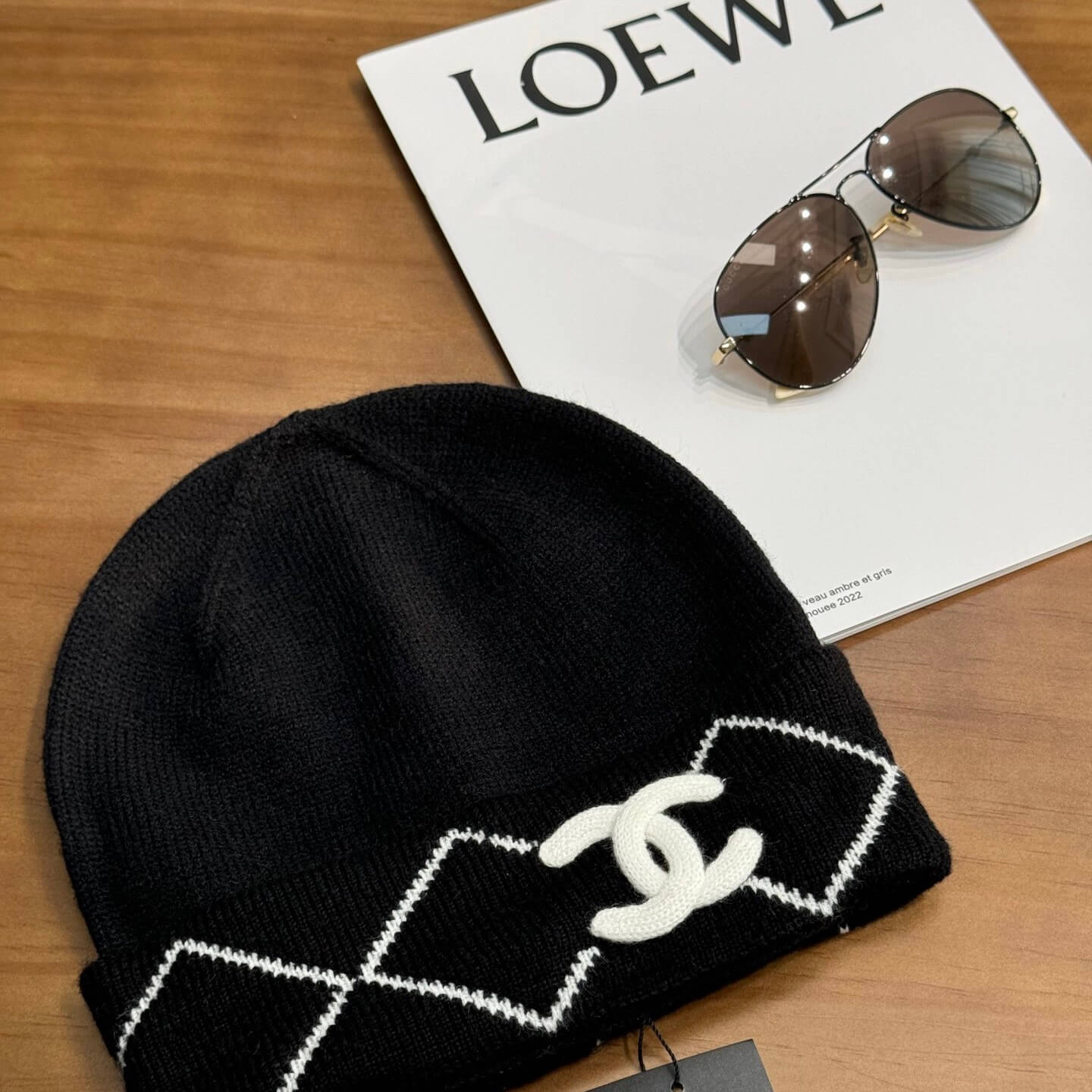 Gorro de punto con estampado de diamantes