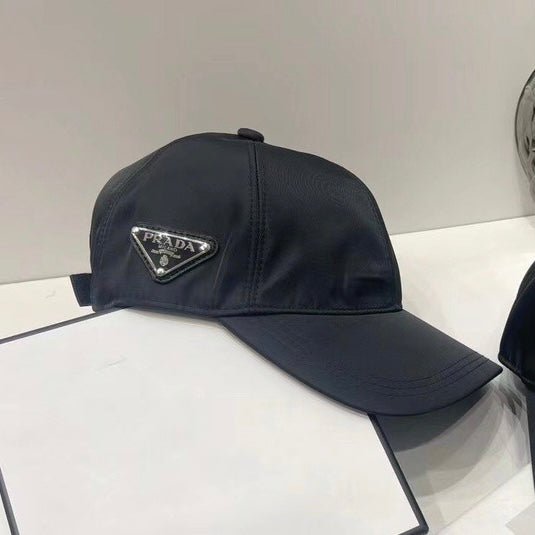 Sombrero minimalista clásico