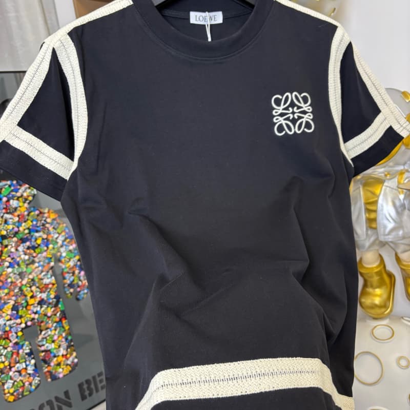 Tshirt with Ribbon Trim and Chest Embroidery