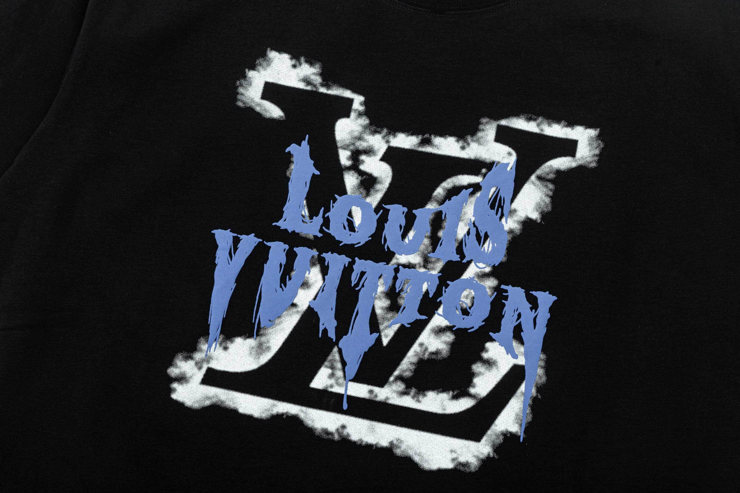 Camiseta con estampado de letras coloridas