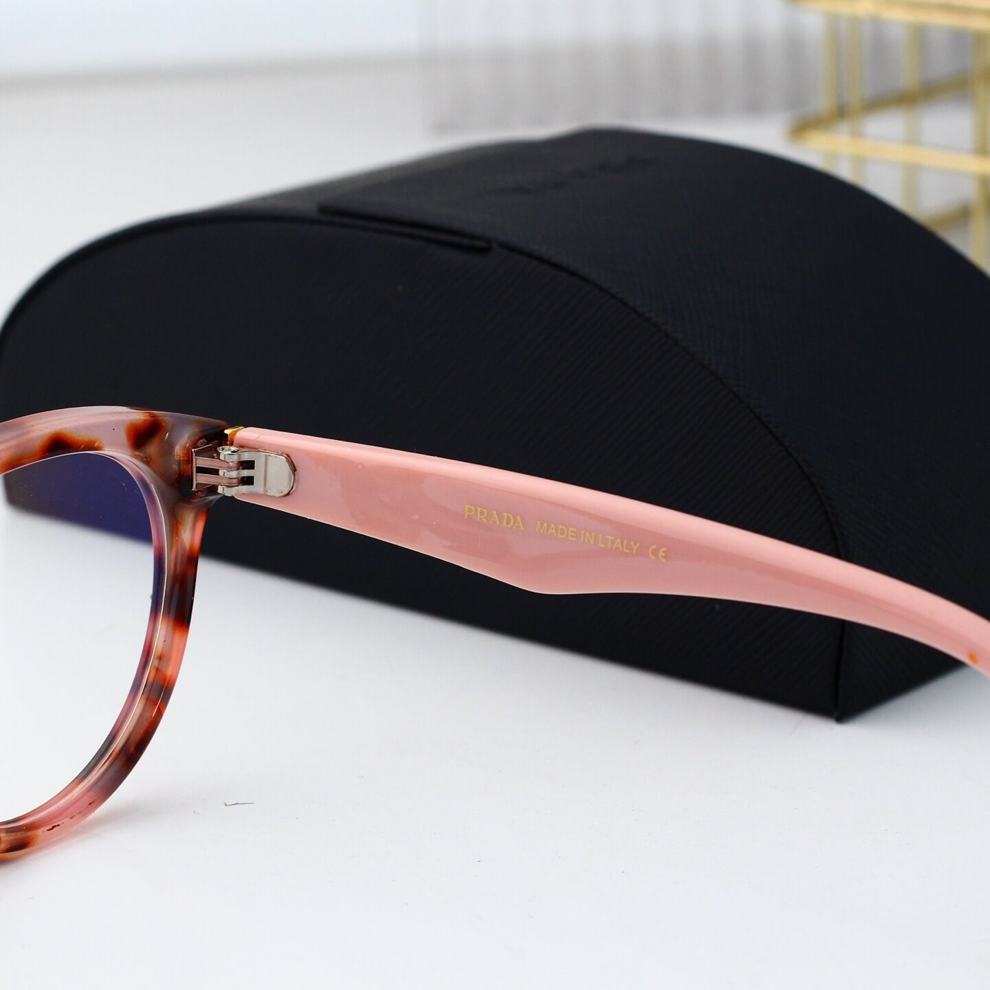 Gafas modernas con estampado de leopardo y protección contra la luz azul