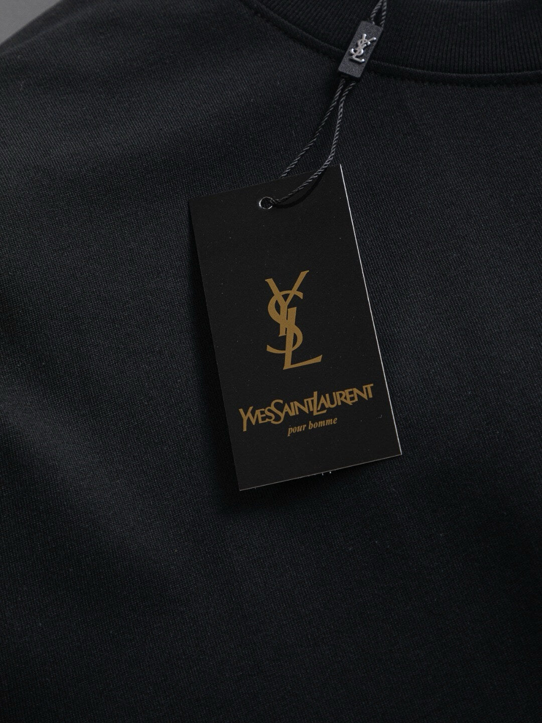 Nueva camiseta bordada