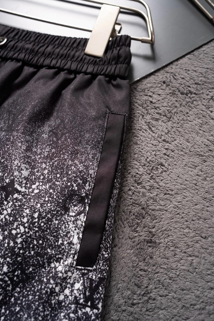 Pantalones cortos de playa con cielo estrellado
