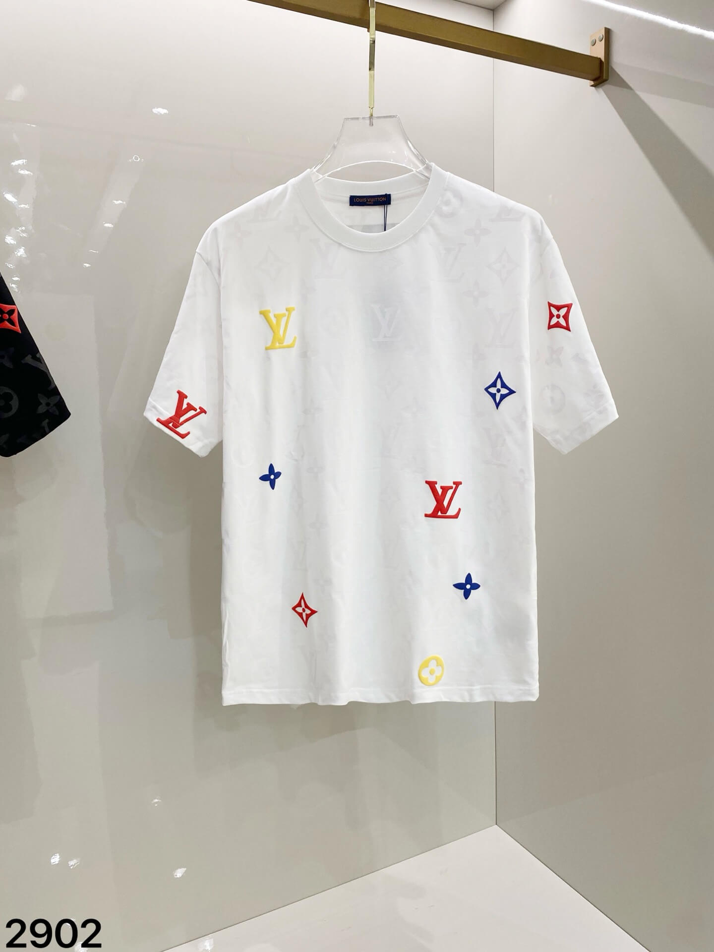 Camiseta con estampado a todo color