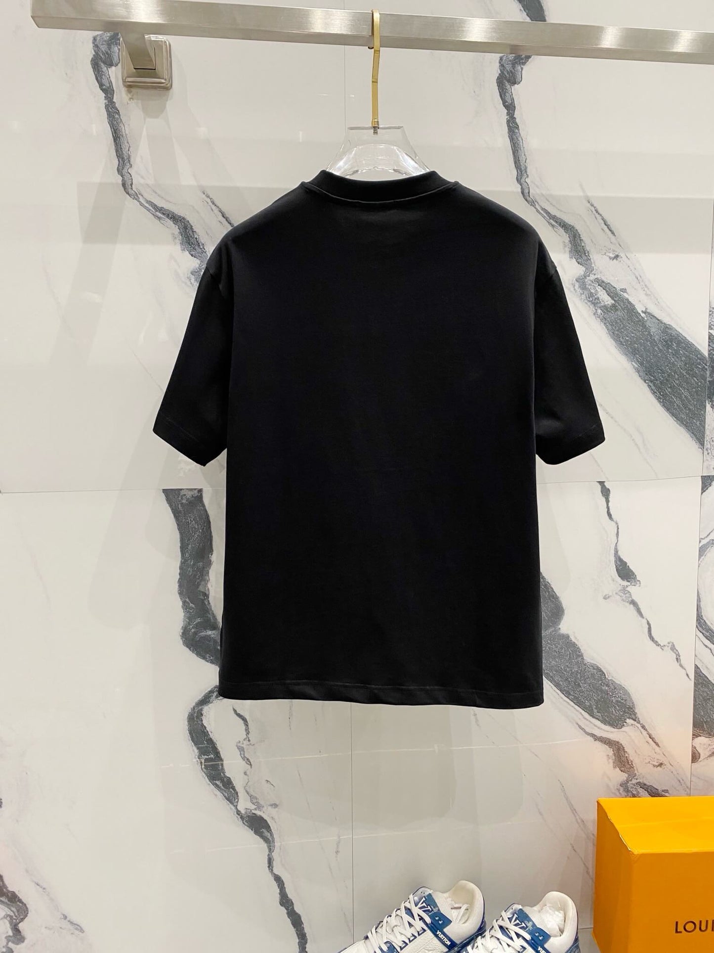 Camiseta con diseño de bolsillo en el pecho