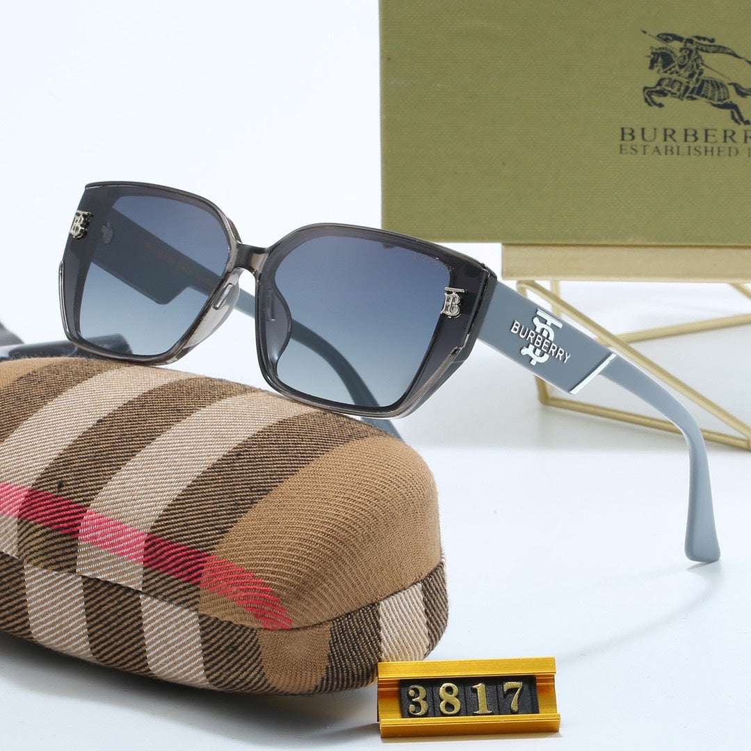 Gafas de sol con montura cuadrada