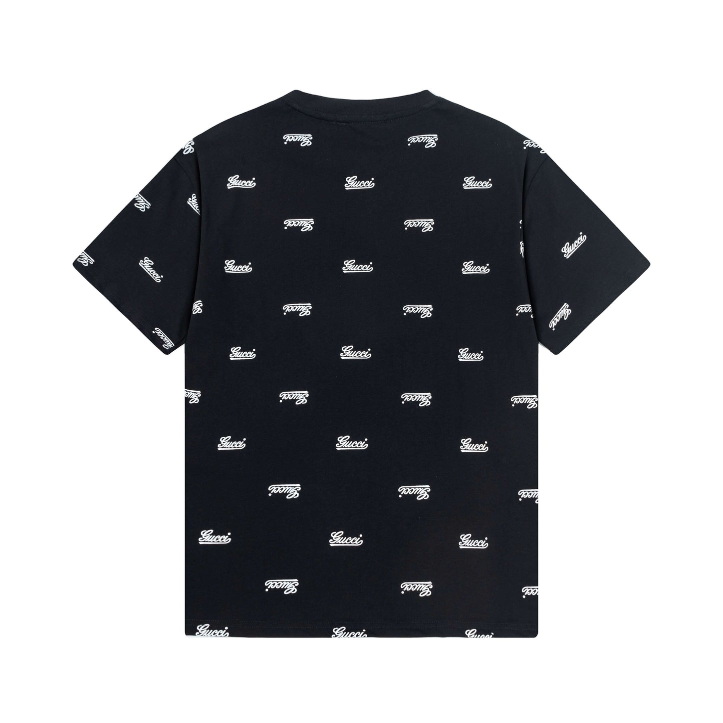 Camiseta con letras estampadas completas