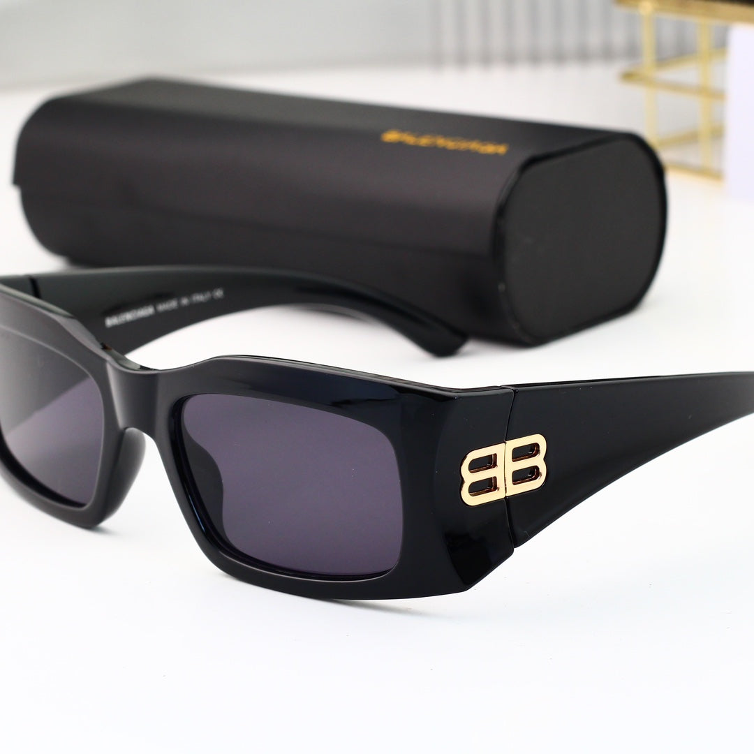 Gafas de sol retro envolventes