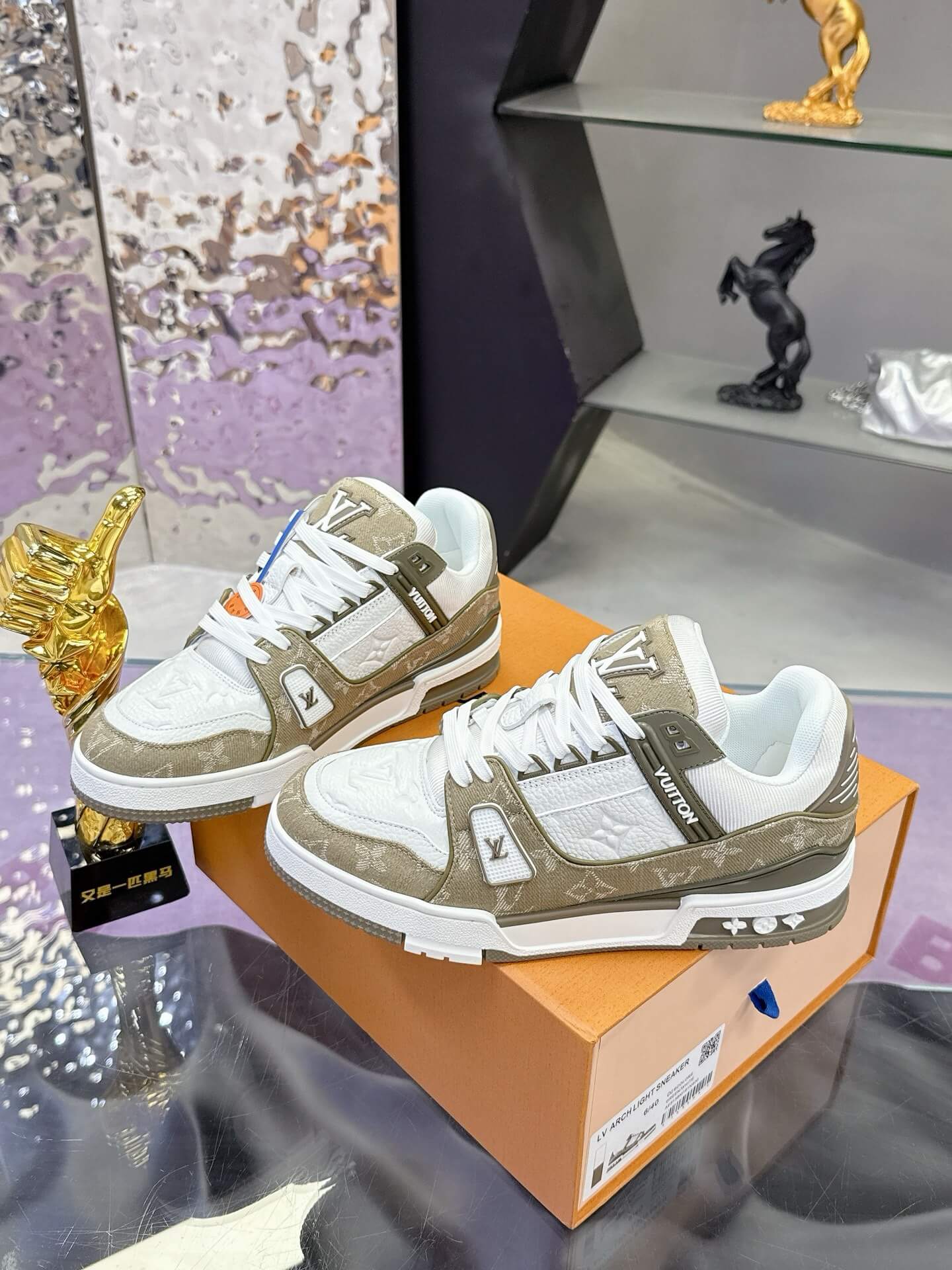 Classic Genuine Leather Sneakers