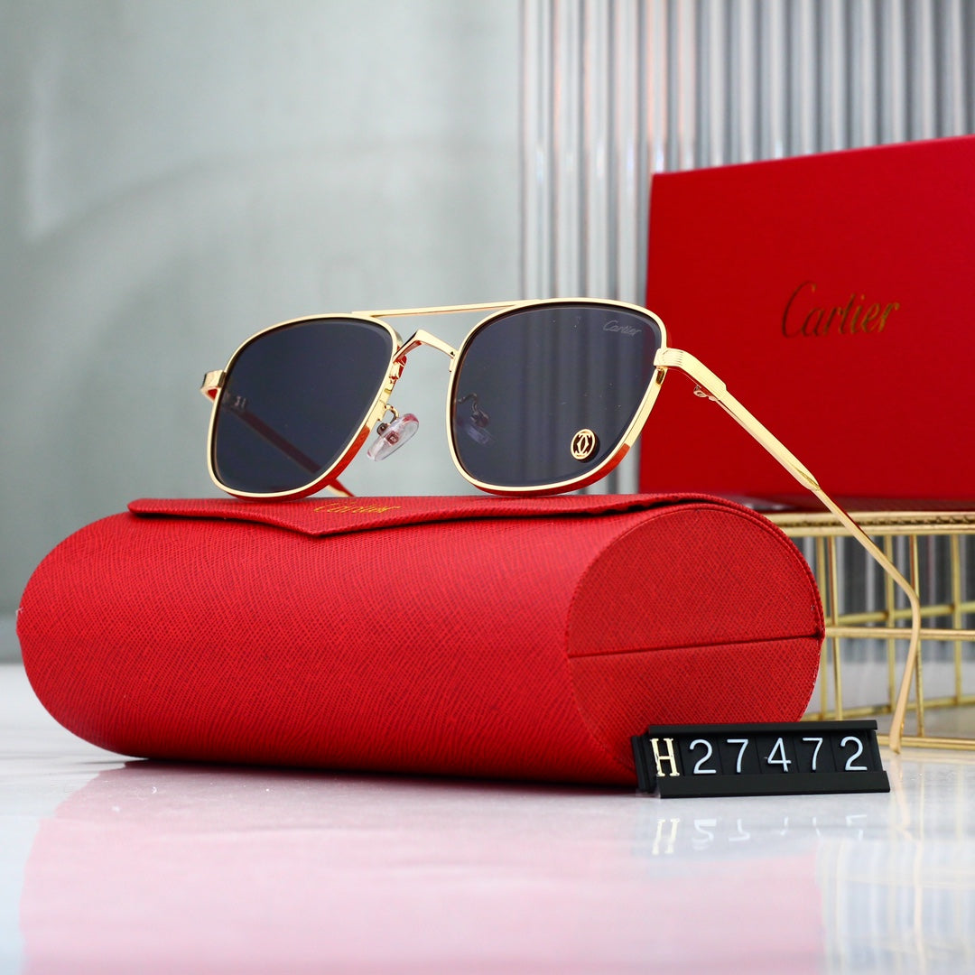 Gafas de sol con montura dorada