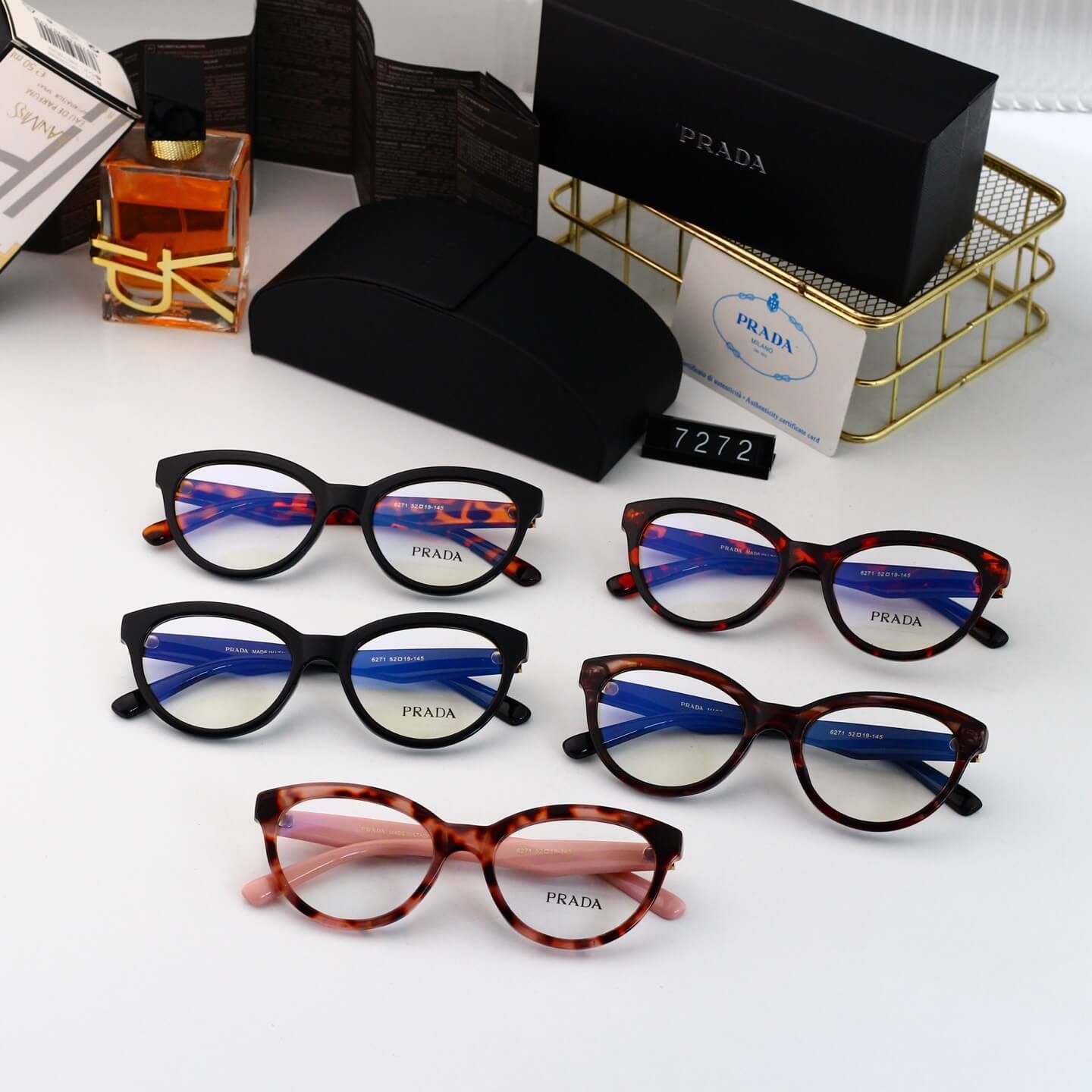 Gafas modernas con estampado de leopardo y protección contra la luz azul
