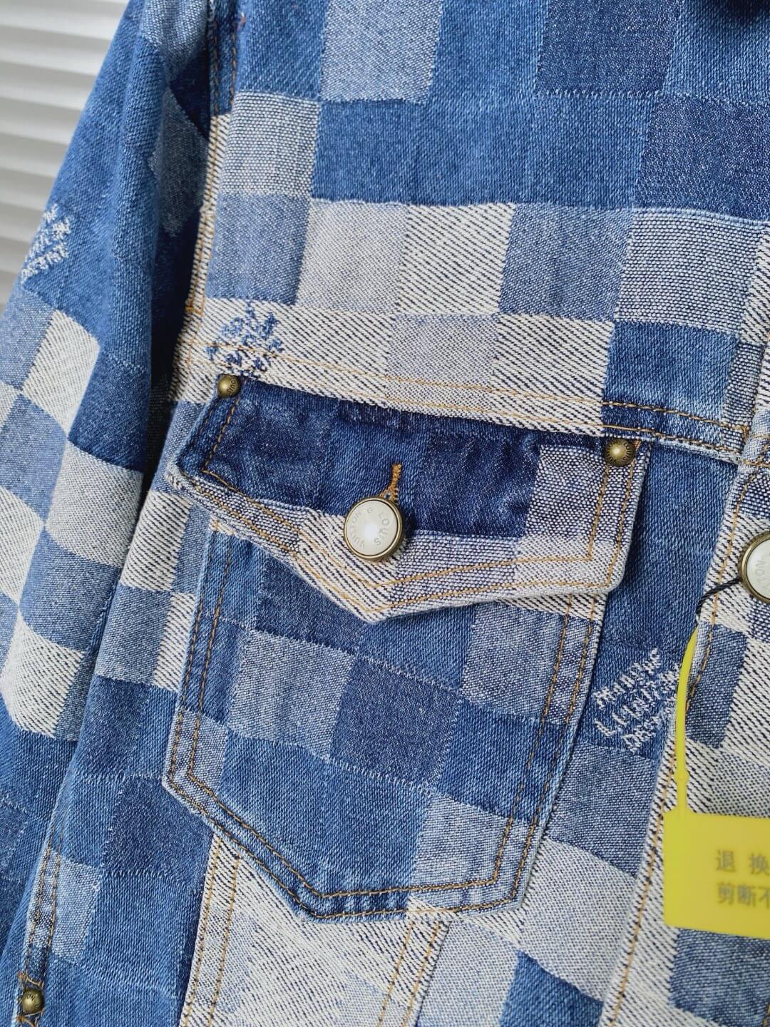 Nuevo traje de mezclilla a cuadros