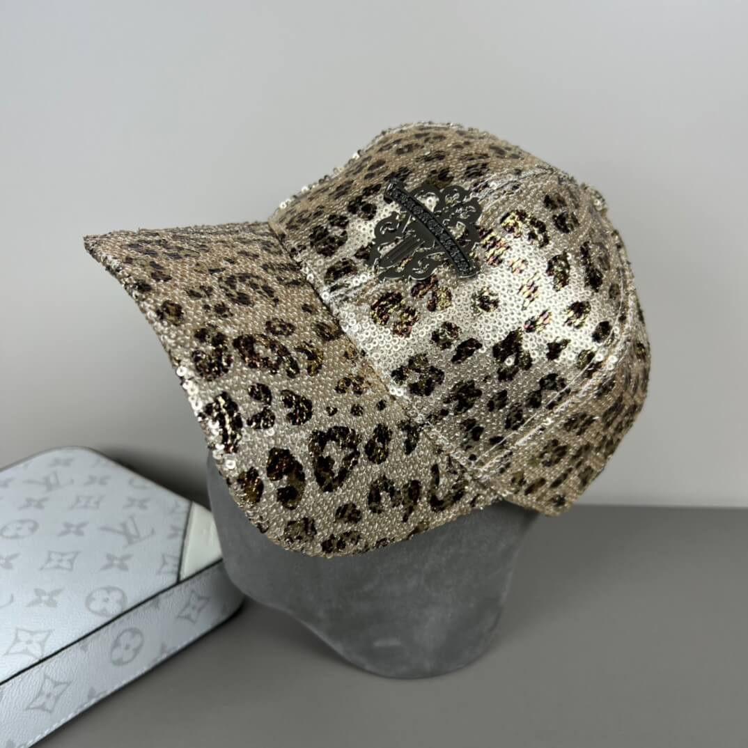Gorra de lentejuelas con estampado de leopardo de moda vanguardista