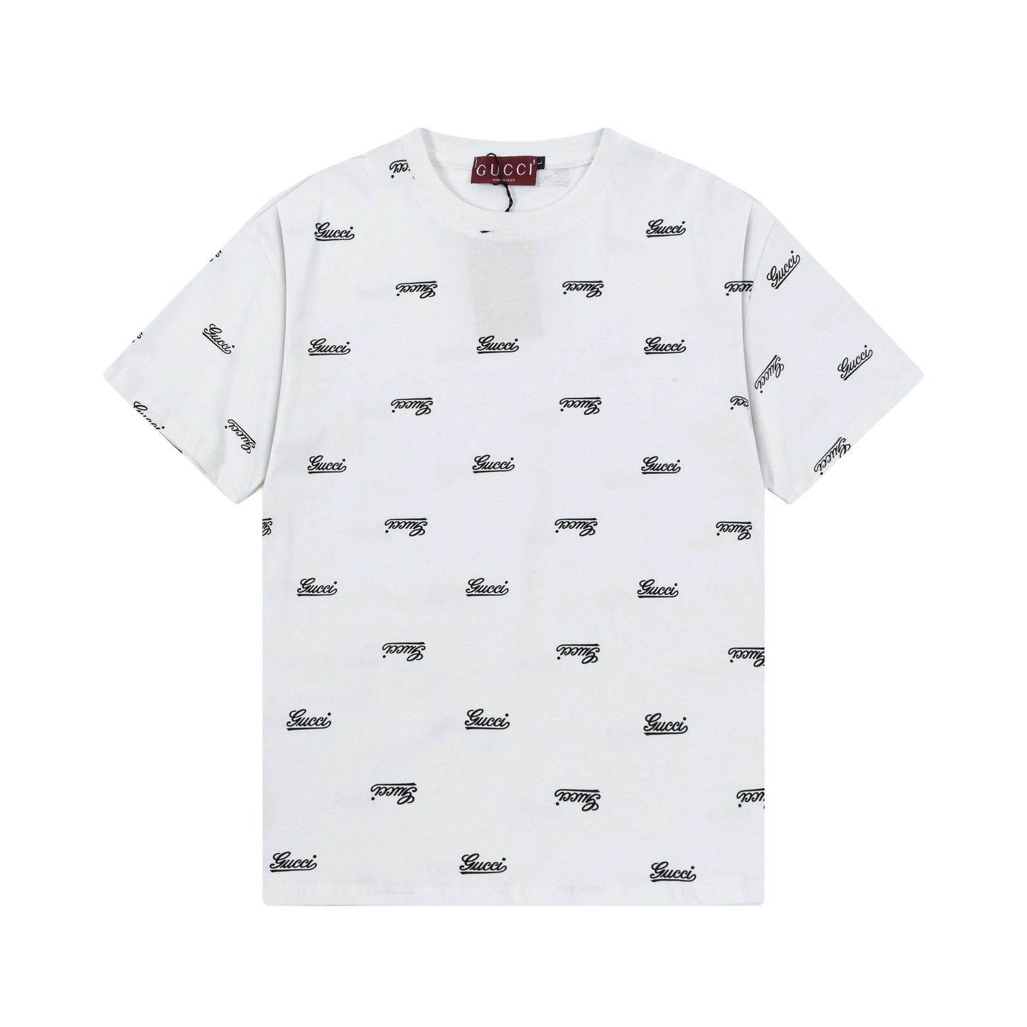 Camiseta con letras estampadas completas