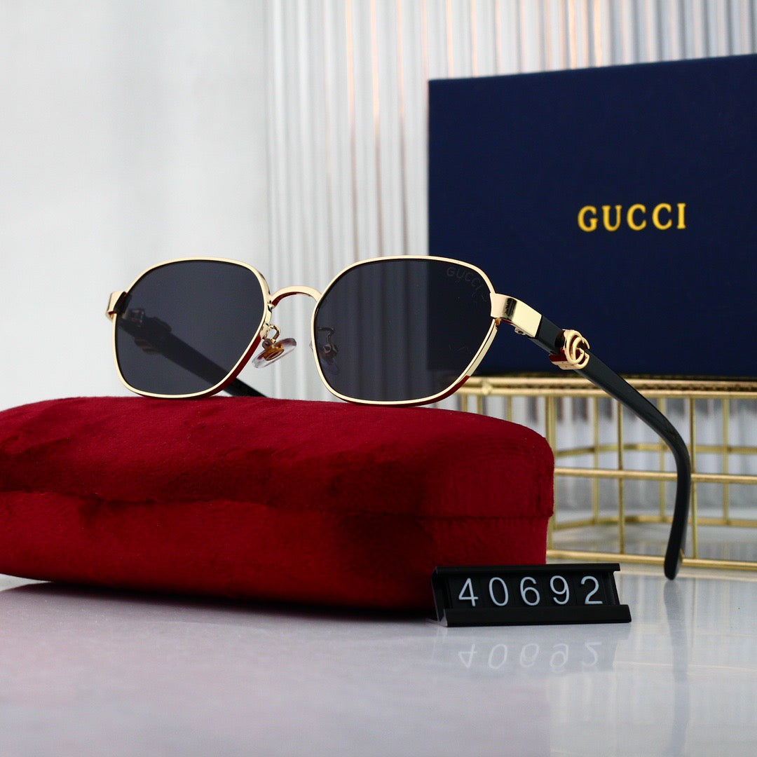 Gafas de sol vintage planas y ovaladas