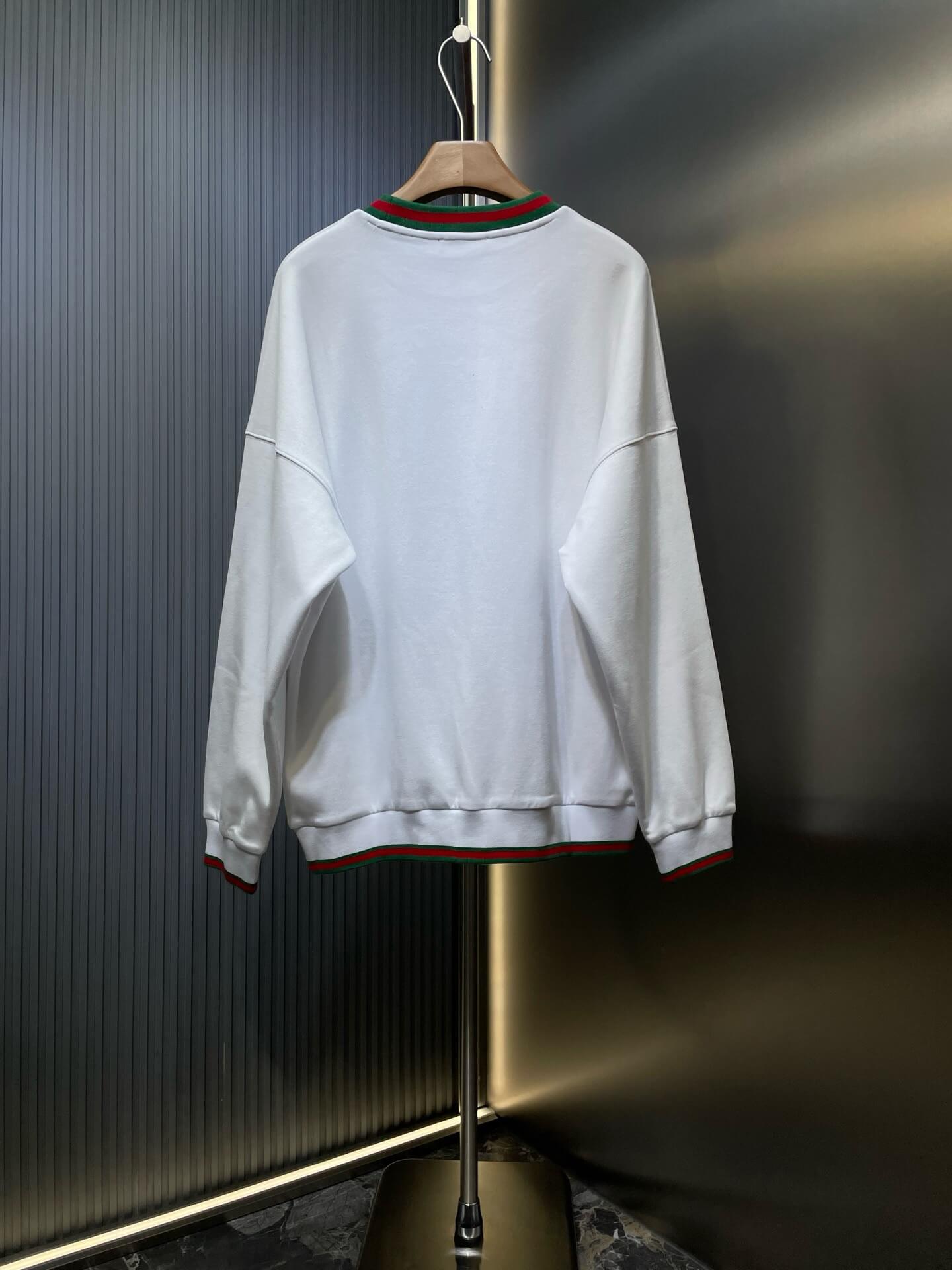 Embroidered Tape Sweatshirt