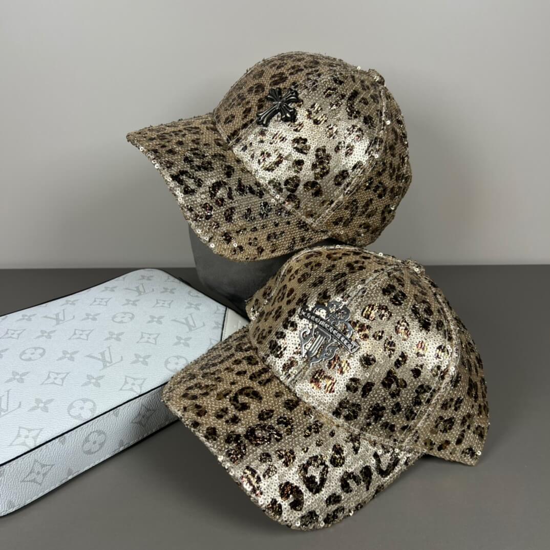 Gorra de lentejuelas con estampado de leopardo de moda vanguardista