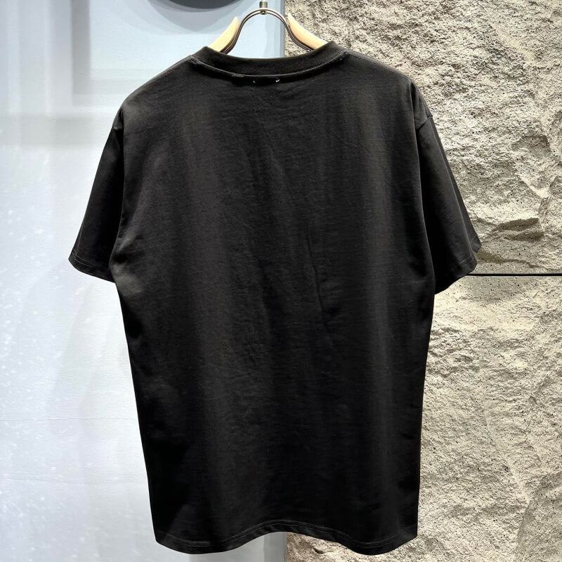 Camiseta clásica bordada con caballo de guerra