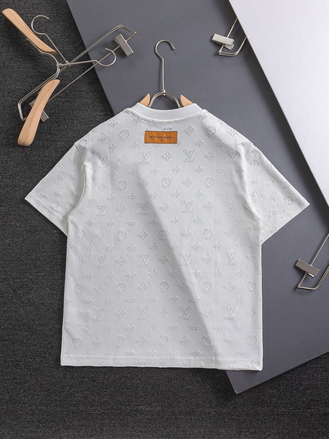 Camiseta con estampado de cuerpo entero multicolor
