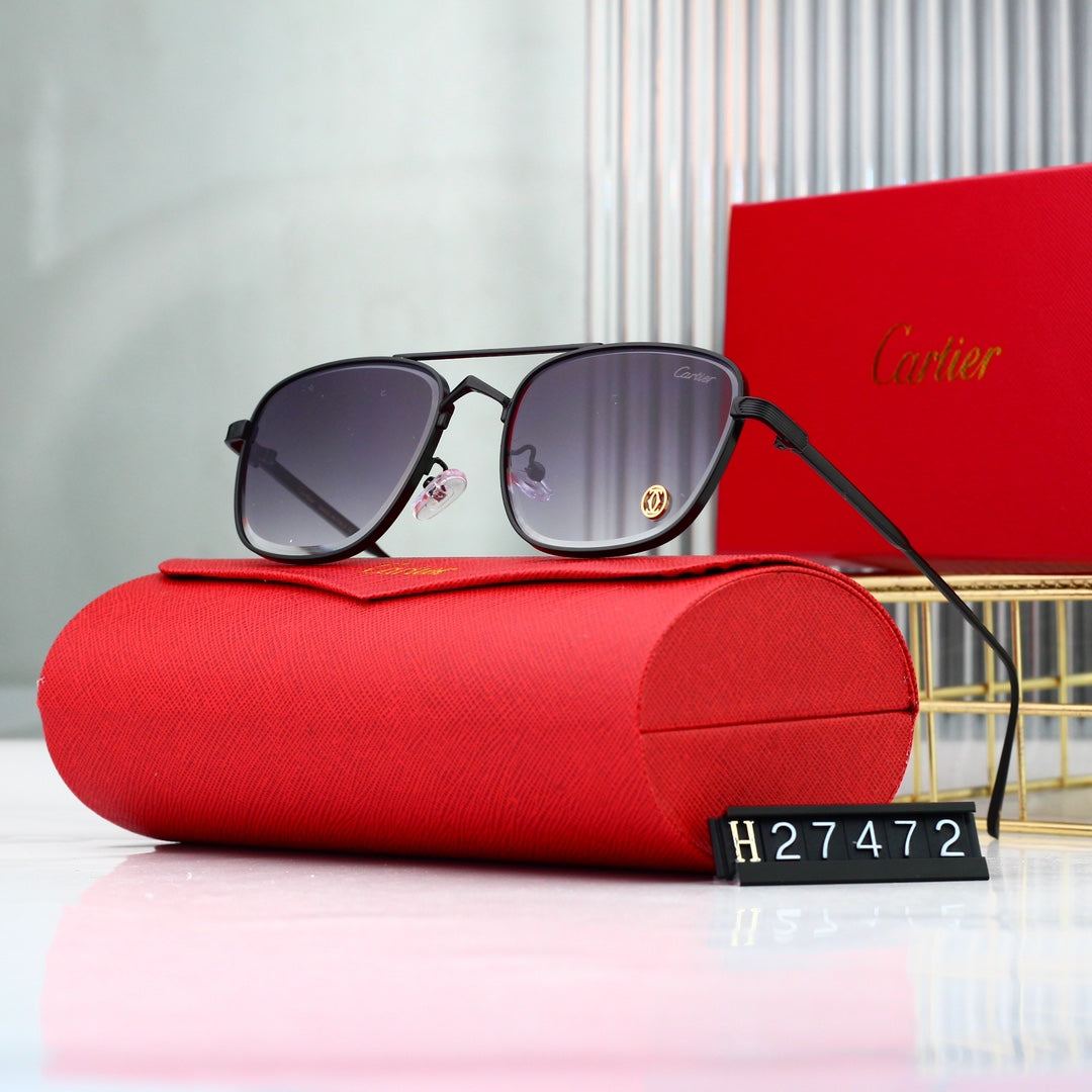 Gafas de sol con montura dorada