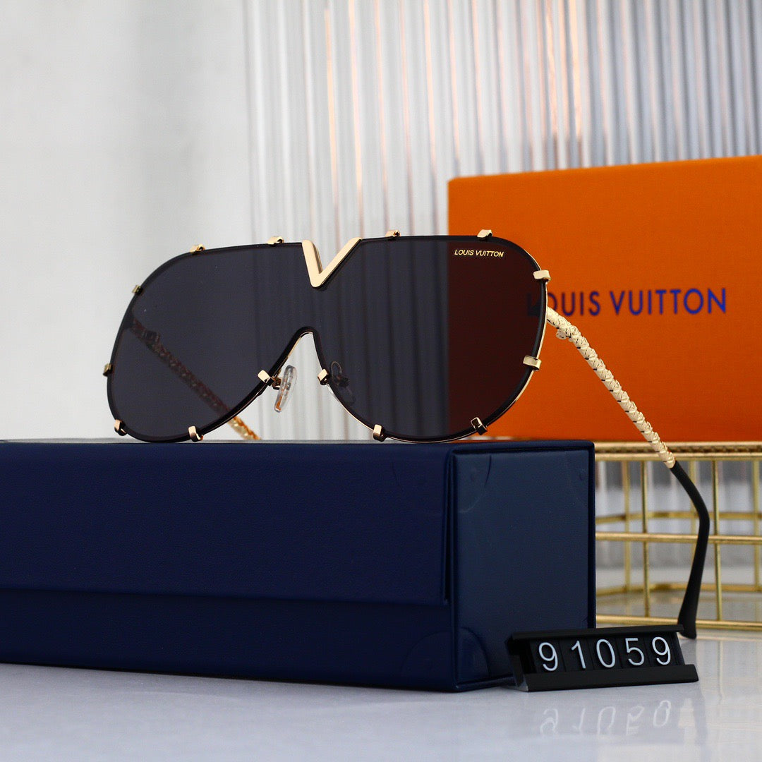 Gafas de sol modernas con montura metálica en forma de V