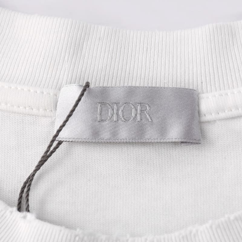 Washed Distressed Graphic T-shirt