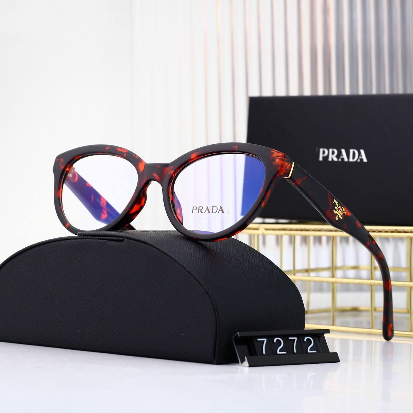 Gafas modernas con estampado de leopardo y protección contra la luz azul
