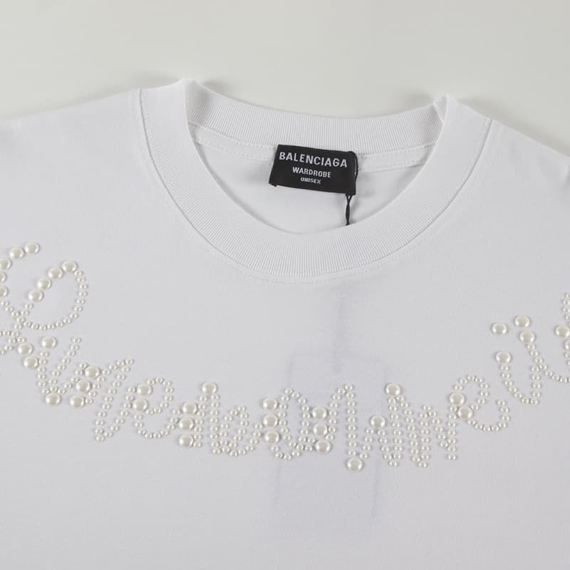 2025 Pearl Detail T-Shirt