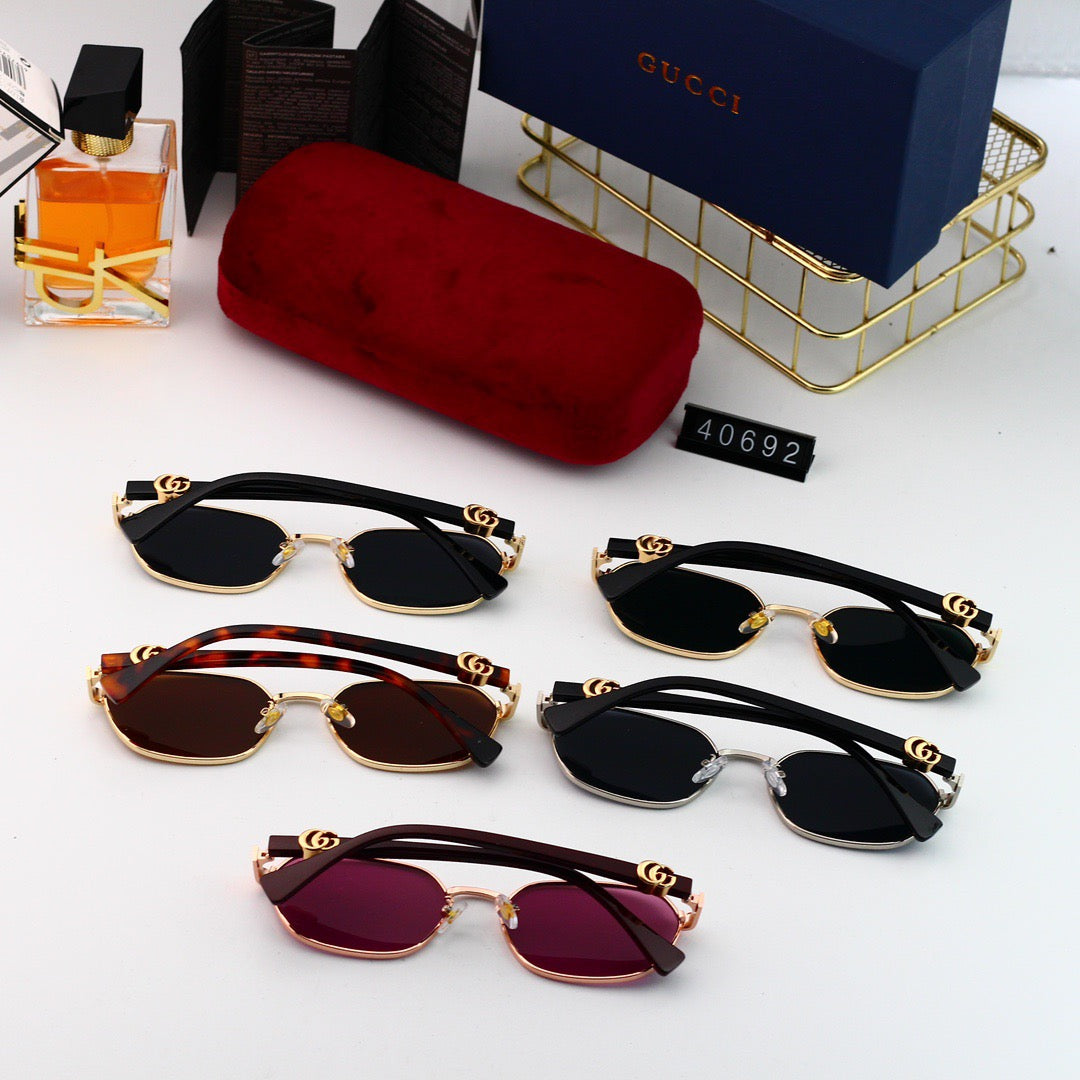 Gafas de sol vintage planas y ovaladas