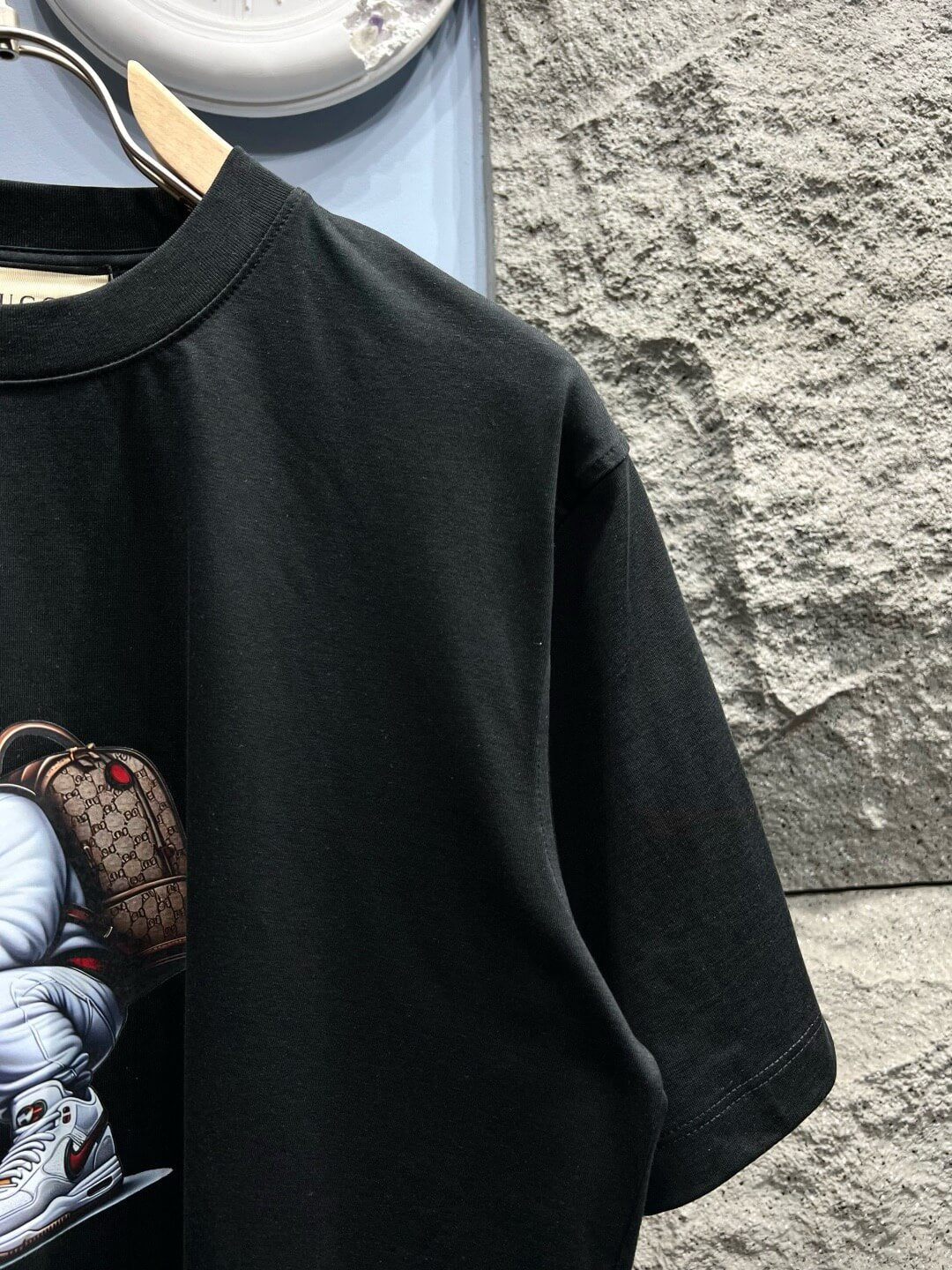 Camiseta con estampado de oso