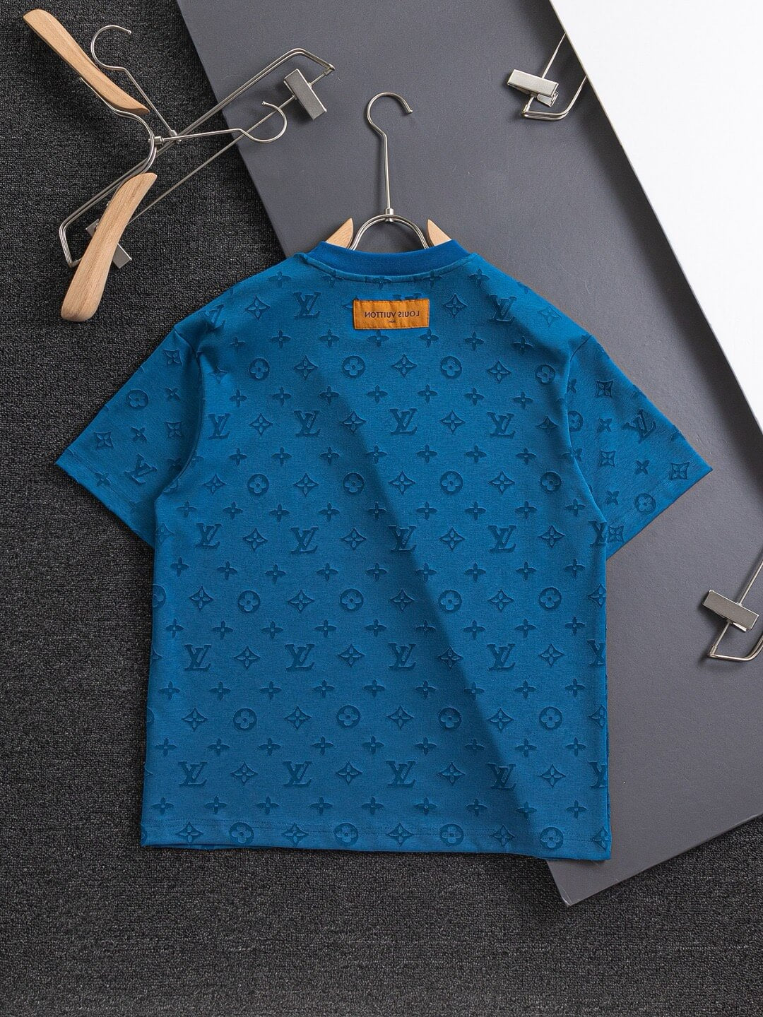 Camiseta con estampado de cuerpo entero multicolor