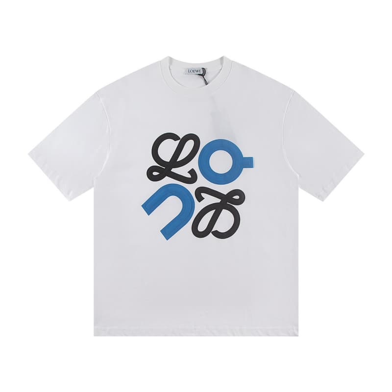 T-shirt en relief 2025