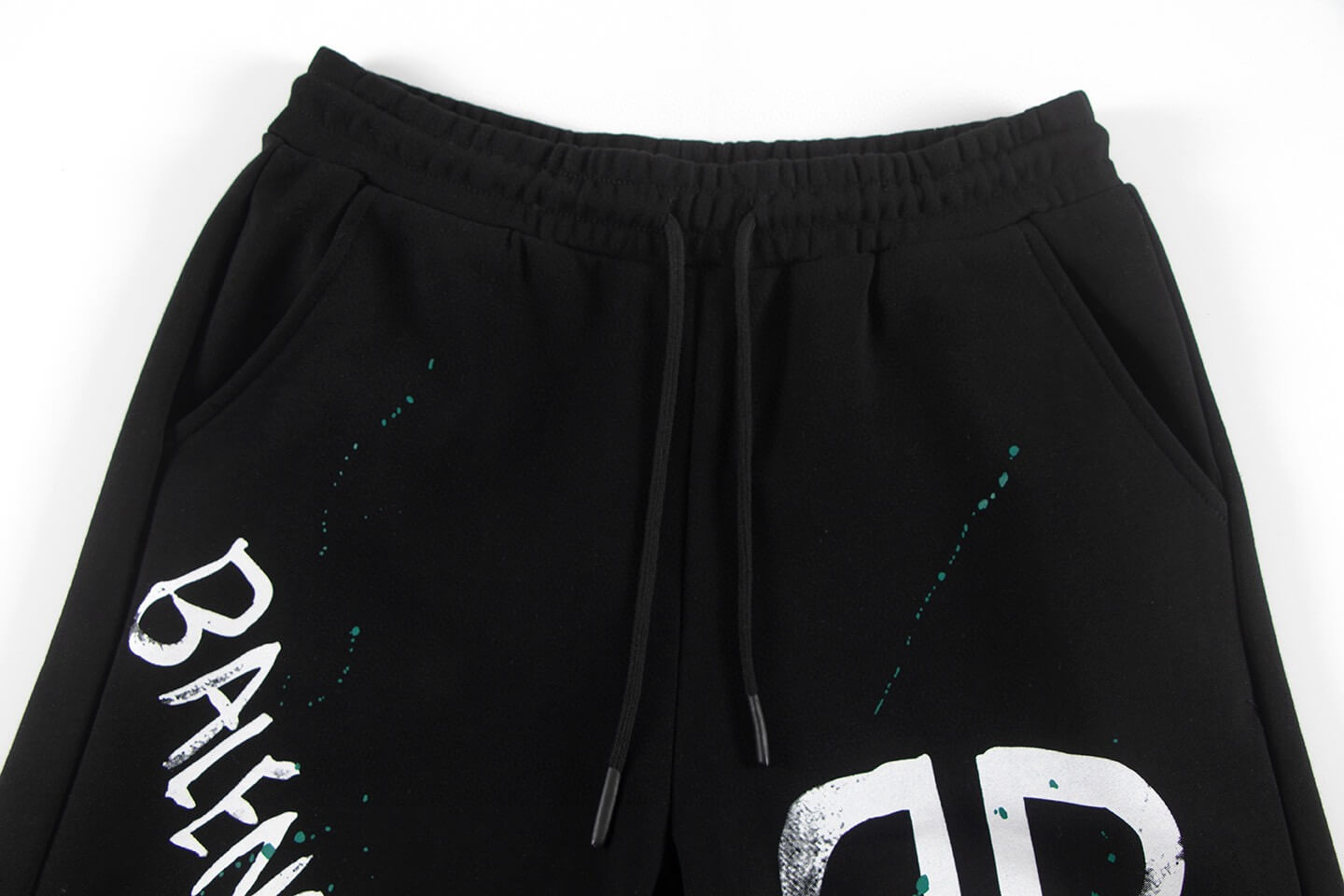 Pantalones cortos con estampado de salpicaduras