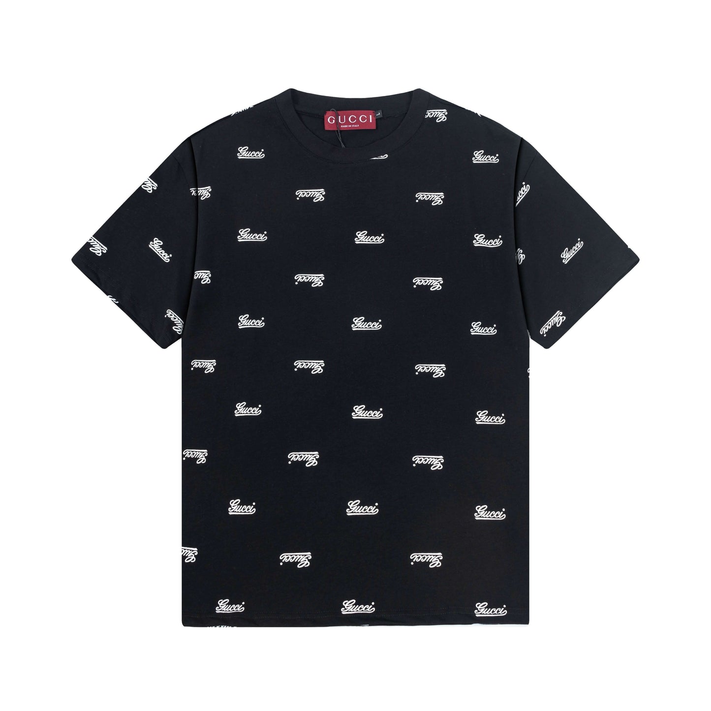Camiseta con letras estampadas completas