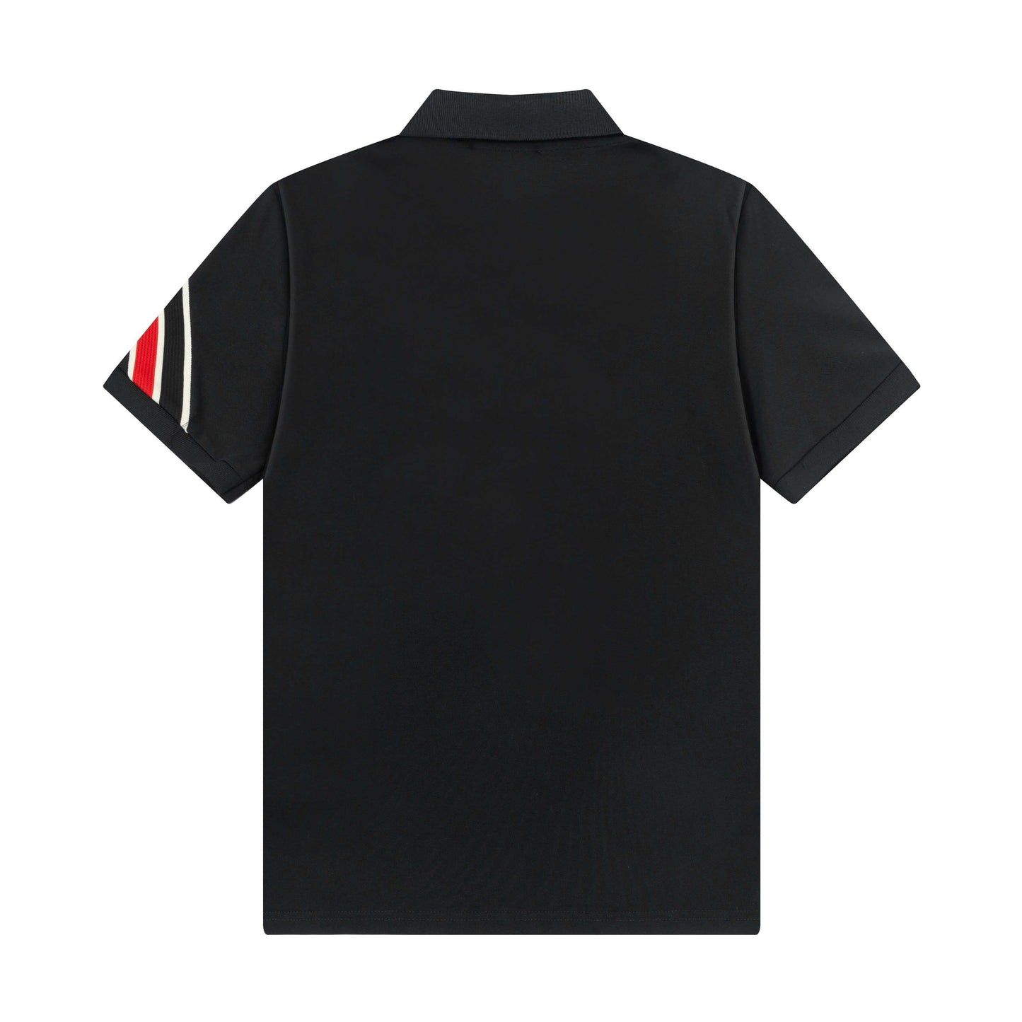 Polo de rayas en las mangas