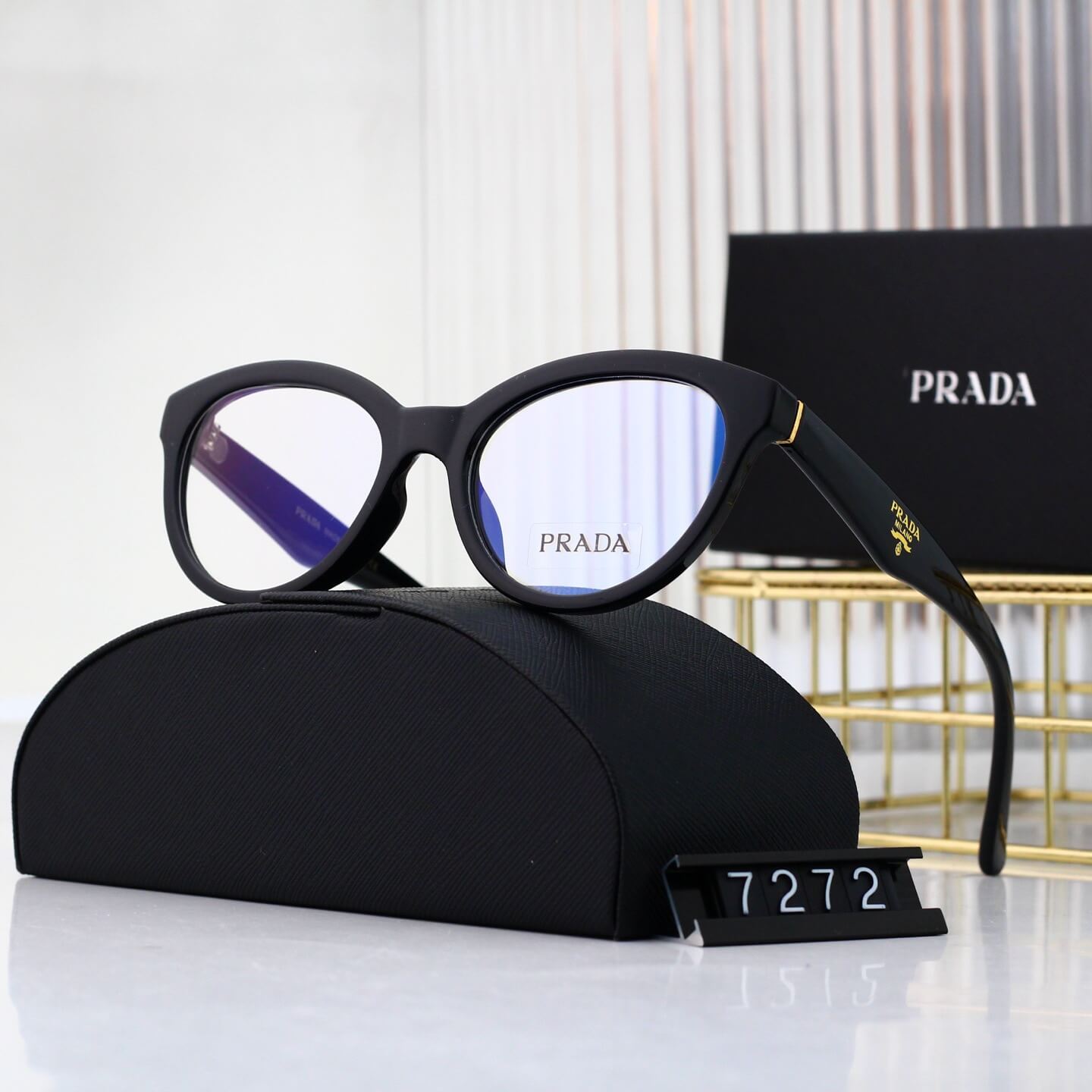 Gafas modernas con estampado de leopardo y protección contra la luz azul