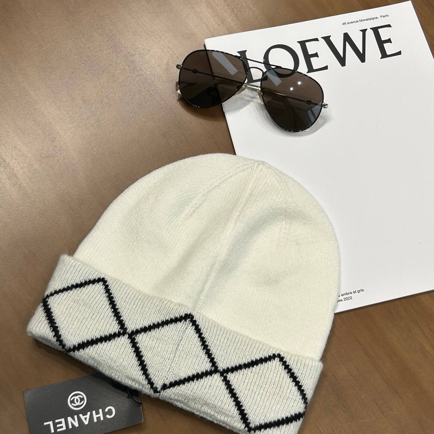 Gorro de punto con estampado de diamantes
