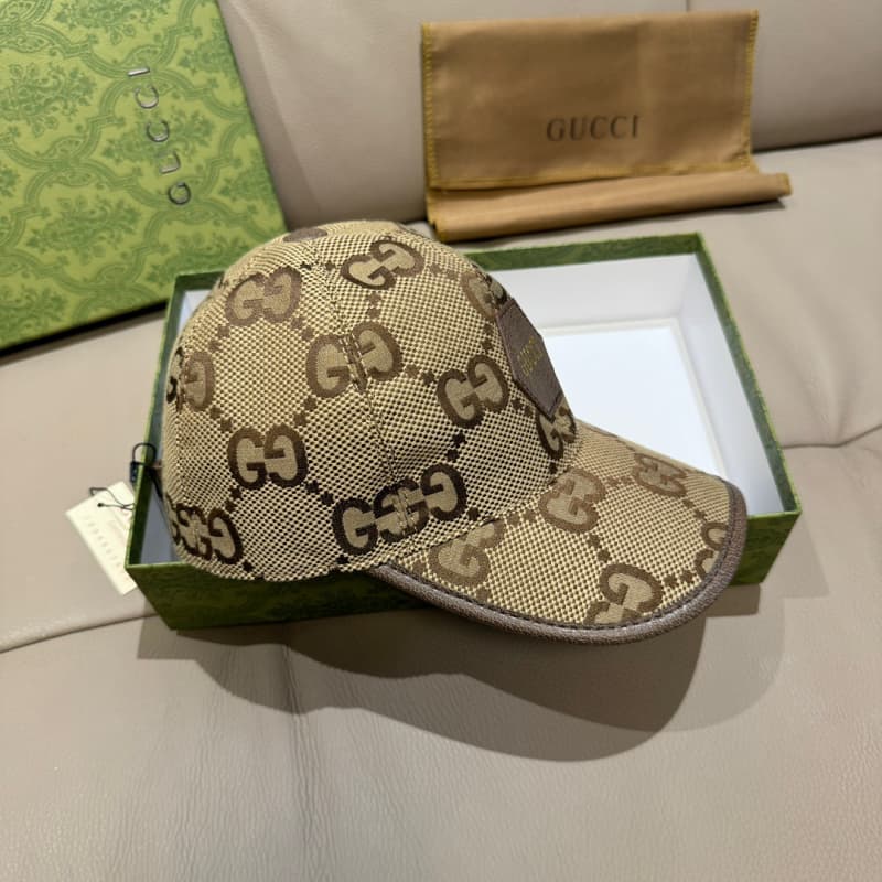 Gorra de béisbol de lona dorada