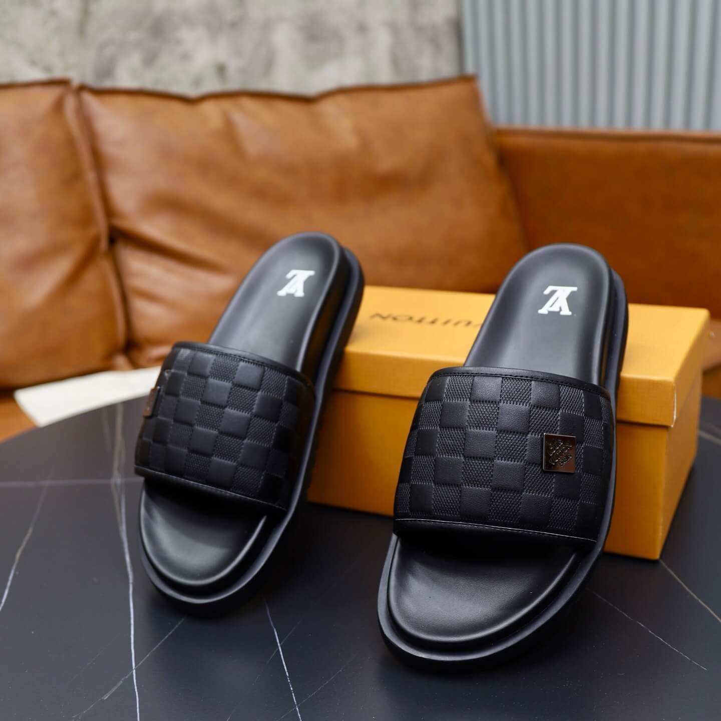 Pantuflas con diseño de bloques multicolor