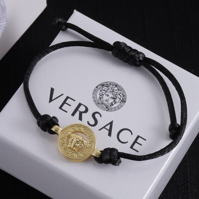 Classic Face Design Bangle
