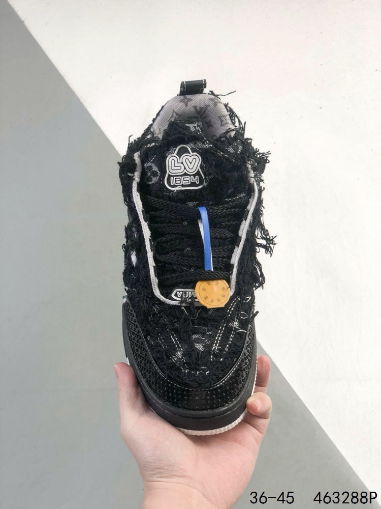 Nueva zapatilla de moda negra