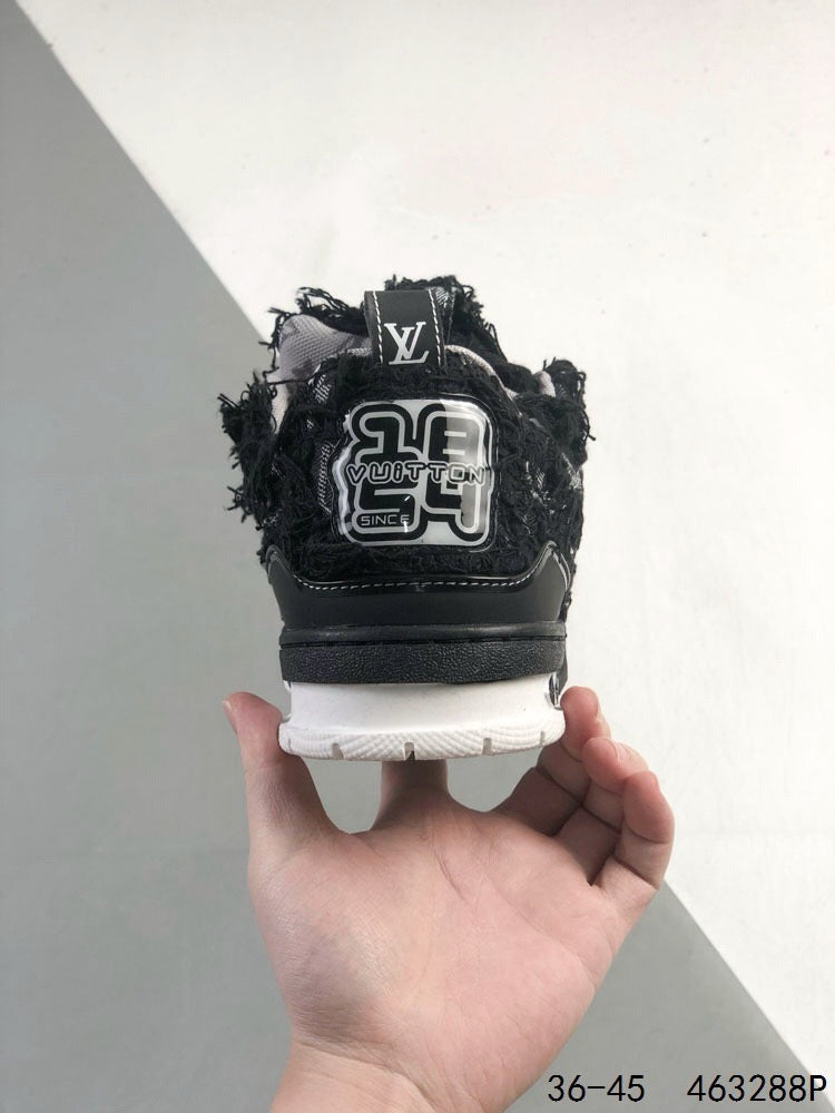 Nueva zapatilla de moda negra