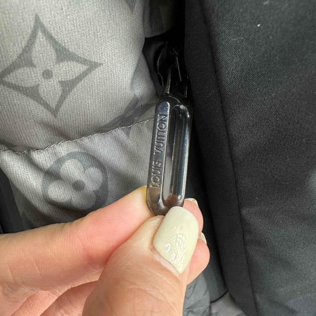 Chaqueta de plumón de tela que cambia de color sensible a la temperatura