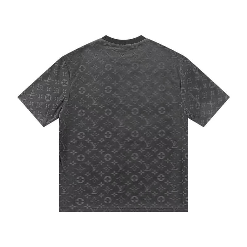Camiseta clásica estampada en relieve por todas partes